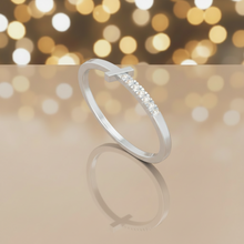 Load image into Gallery viewer, Minimalist T-Silhouette Seven-Diamond Linear Brilliant Encrusted Geometric