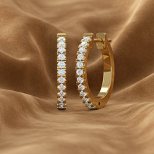 Load image into Gallery viewer, Dainty Diamond