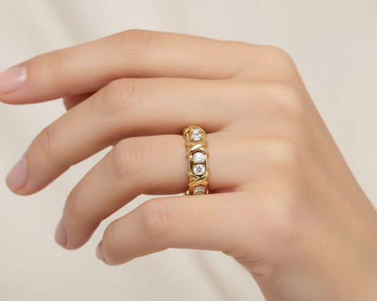 Continuous X-Motif Diamond Crosshatch Encrusted Full Eternity
