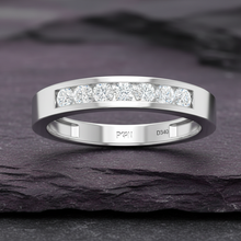 Load image into Gallery viewer, Inline Septet Jewel Splendour Seven Stone Diamond