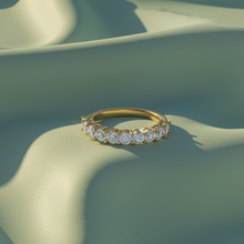 Load image into Gallery viewer, Traditional Nine Stone Diamond