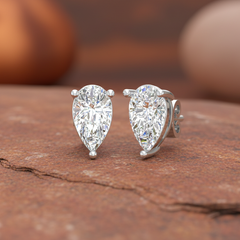 1.00 ctw Pear Lab Grown Studs
