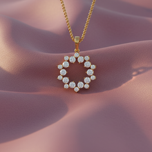 Load image into Gallery viewer, Eternal Love Gold Diamond Pendant