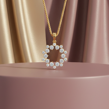 Load image into Gallery viewer, Eternal Love Gold Diamond Pendant