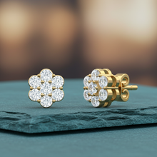 Load image into Gallery viewer, Blooming Flower Cluster Certified Diamond
