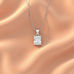 IGI cert. 1.00 ctw One Stone Radiant Lab Grown Diamond