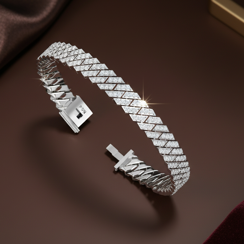 Bold & Luxurious Cuban Link Gold Diamond Bracelet