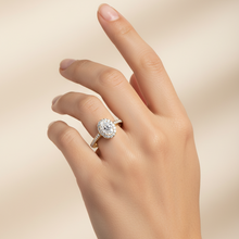 Load image into Gallery viewer, IGI cert. 0.50 CTTW Oval Shape Lab Grown Diamond