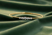 Load image into Gallery viewer, Bead-Link Diamond