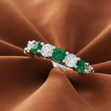 Load image into Gallery viewer, Nine Stone Emerald Diamond Splendor