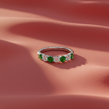 Load image into Gallery viewer, Emerald Septet Diamond Luminary