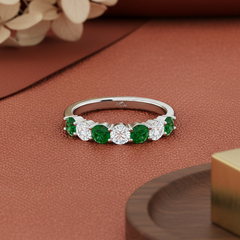 Seven Stone Emerald With Diamond
