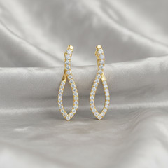 Twisted Spiral Leaf Diamond Grandeur