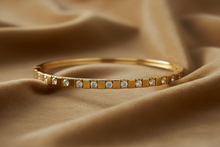 Load image into Gallery viewer, Architectural Square Box Link Diamond Celestial