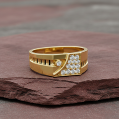 Asymmetrical Pavé Diamond