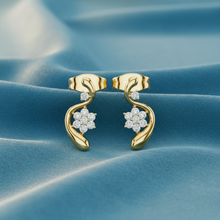 Load image into Gallery viewer, Eternal Bloom Swirl Diamond