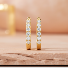 Load image into Gallery viewer, Classic Single Row Diamond