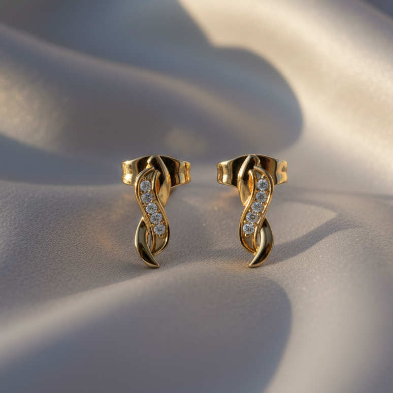 Modern Curved Sculpted Arc Diamond
