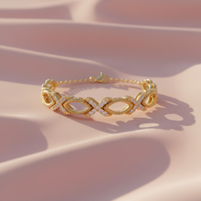 Load image into Gallery viewer, Gilded XO Sparkling Embrace Diamond