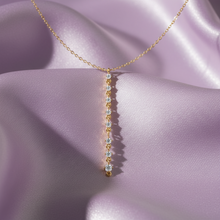 Load image into Gallery viewer, Vertical Linear-Set Droplet Diamond