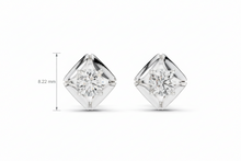 Load image into Gallery viewer, Structured Square Diamond Grandeur