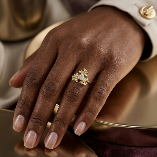 Triangle Cluster Flower Diamond