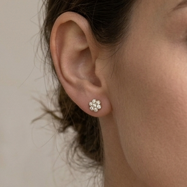 Round Floral Diamond