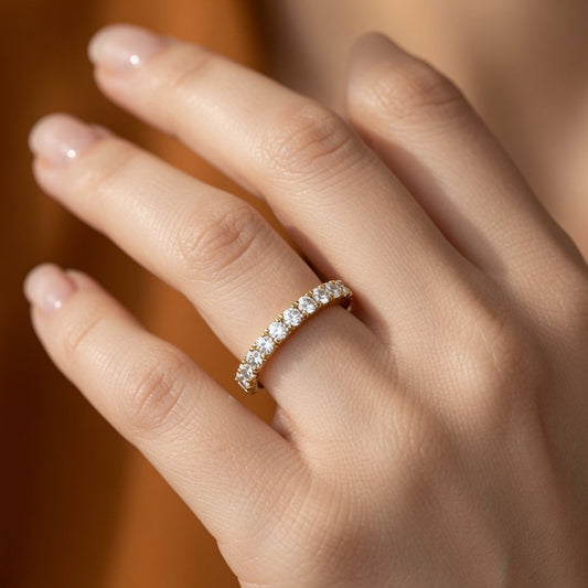 Half-Eternity Diamond